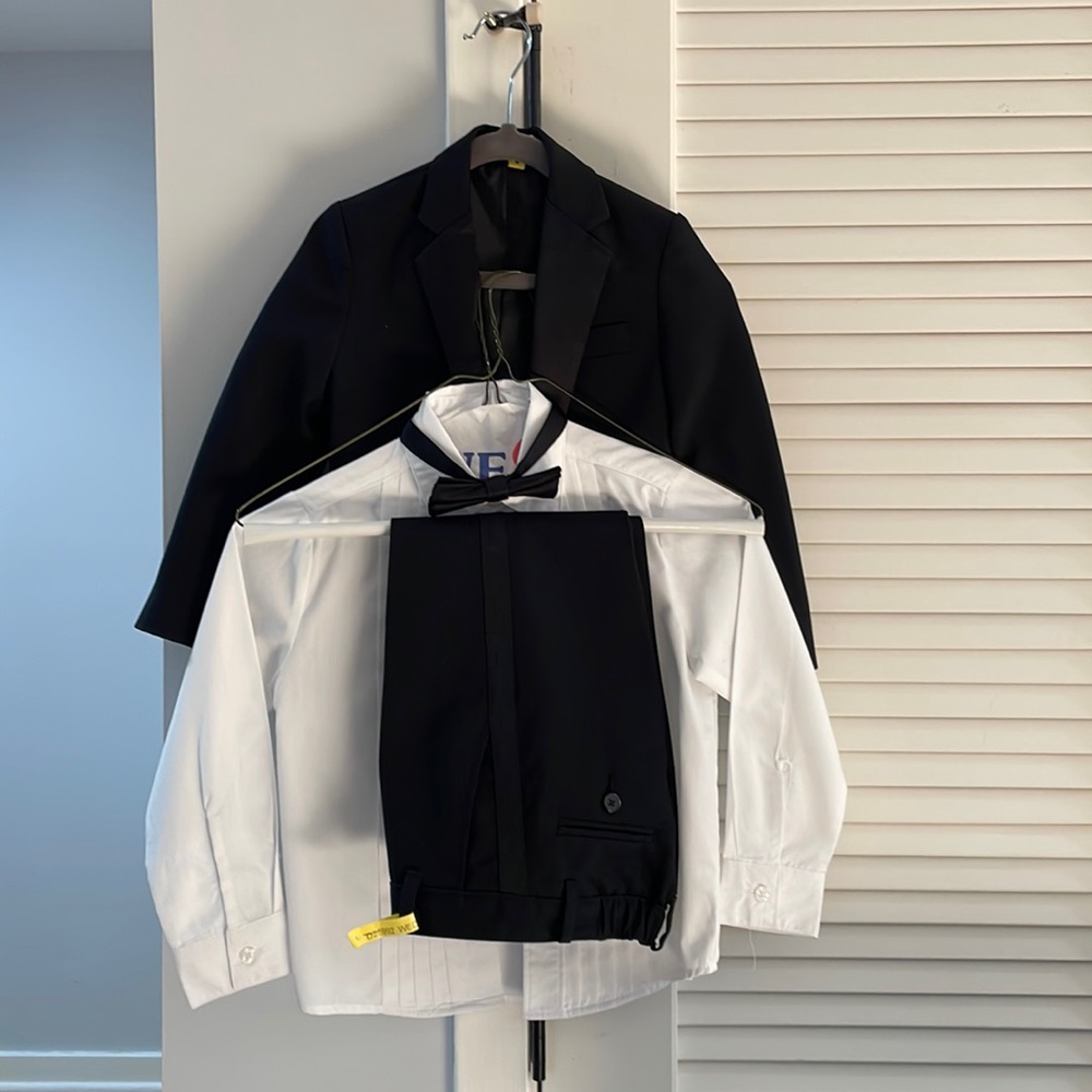Nautica 4-Piece Tuxedo Suit, Shirt & Bowtie, Little Boys